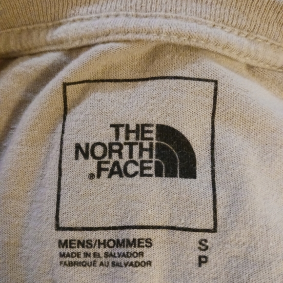 The North Face beige mens tee. - Picture 4 of 5